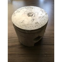 2 Pistons Yamaha 55A oversize