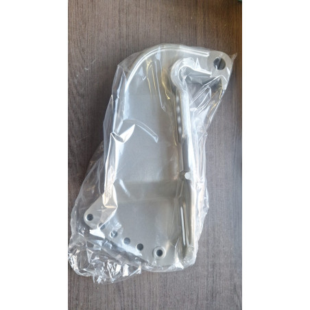 Honda Bracket BF75 // BF90 starboard (NOS)