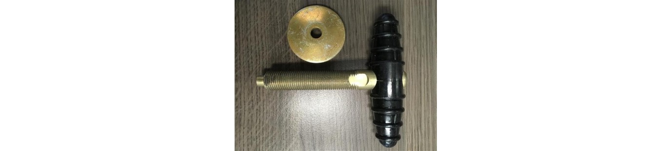 Kiekhaefer Mercury mid section parts